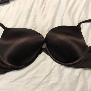 VS black very sexy push up bra size 36D great cond